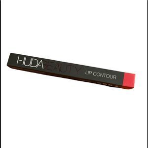 2 for $20 - Huda Beauty - Lip Contour Pencil - Heart Breaker